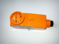 BRC 100683 Potrubní termostat příložný ,20 až 90 °C AKCE